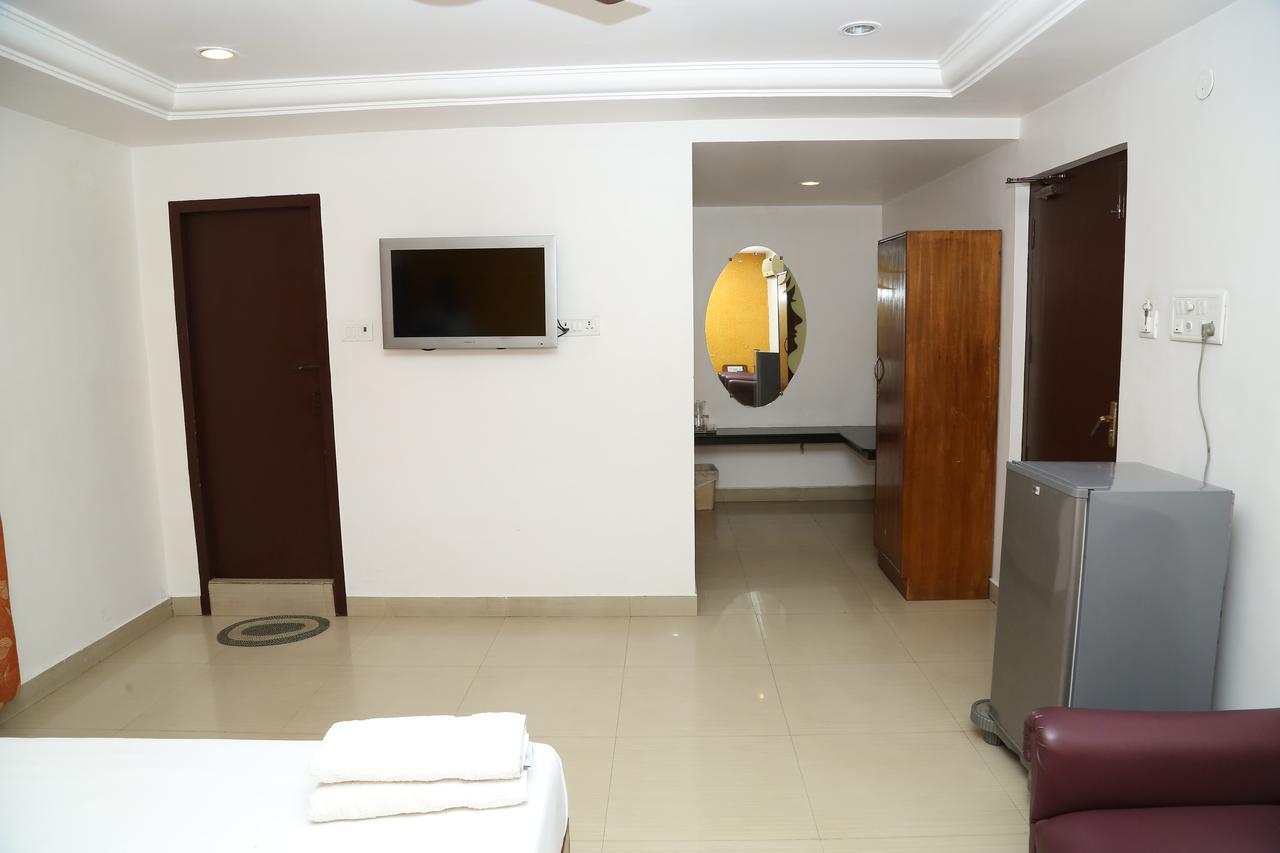 Sri Srinivasar Residency Hotel Vellore Kültér fotó