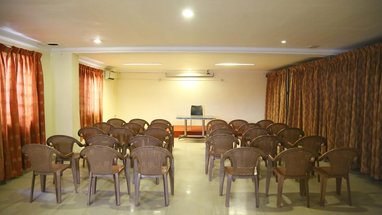 Sri Srinivasar Residency Hotel Vellore Kültér fotó
