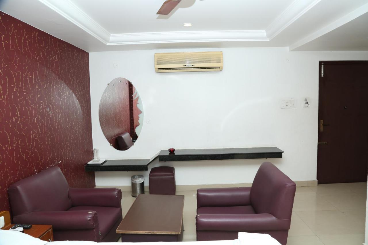 Sri Srinivasar Residency Hotel Vellore Kültér fotó