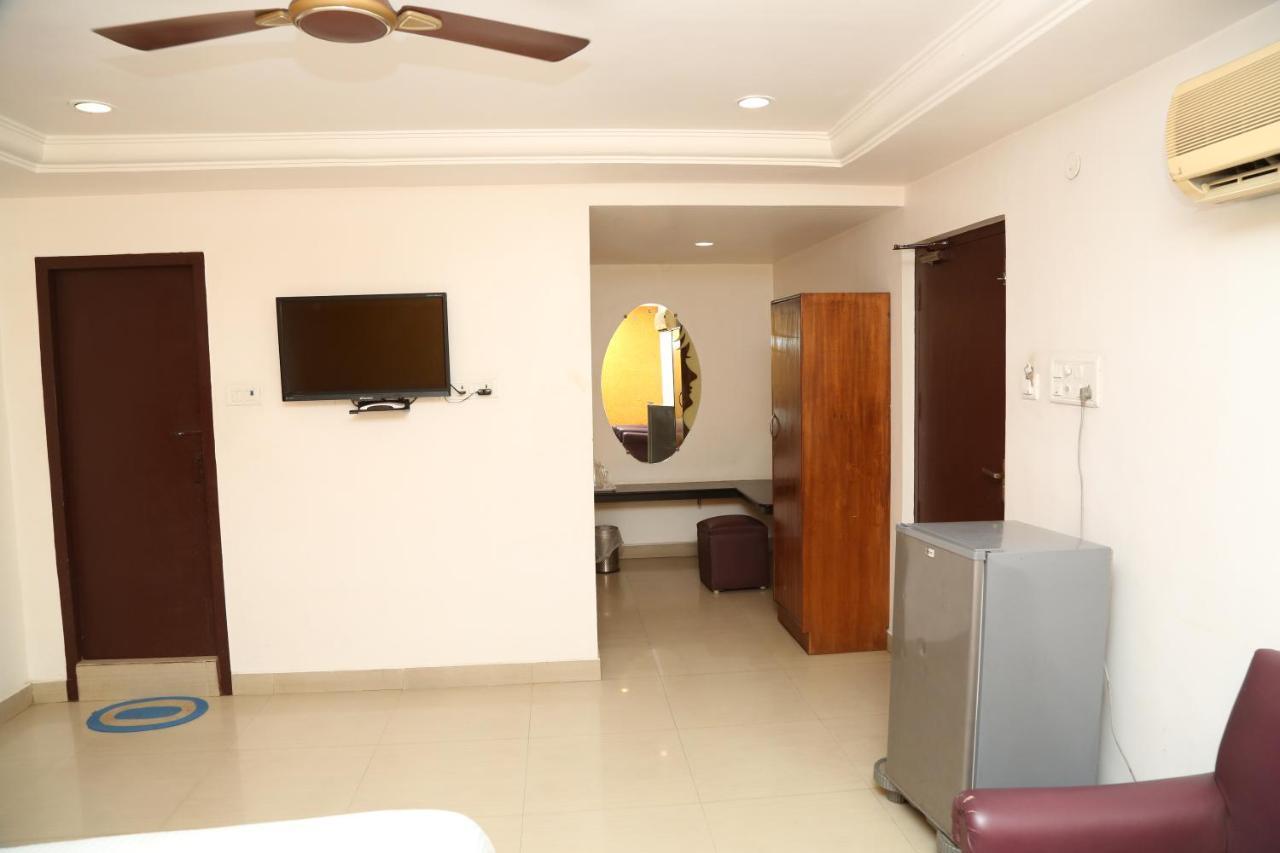 Sri Srinivasar Residency Hotel Vellore Kültér fotó