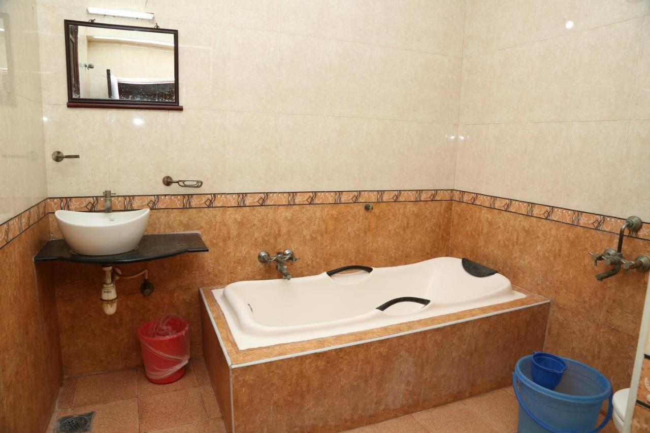 Sri Srinivasar Residency Hotel Vellore Kültér fotó